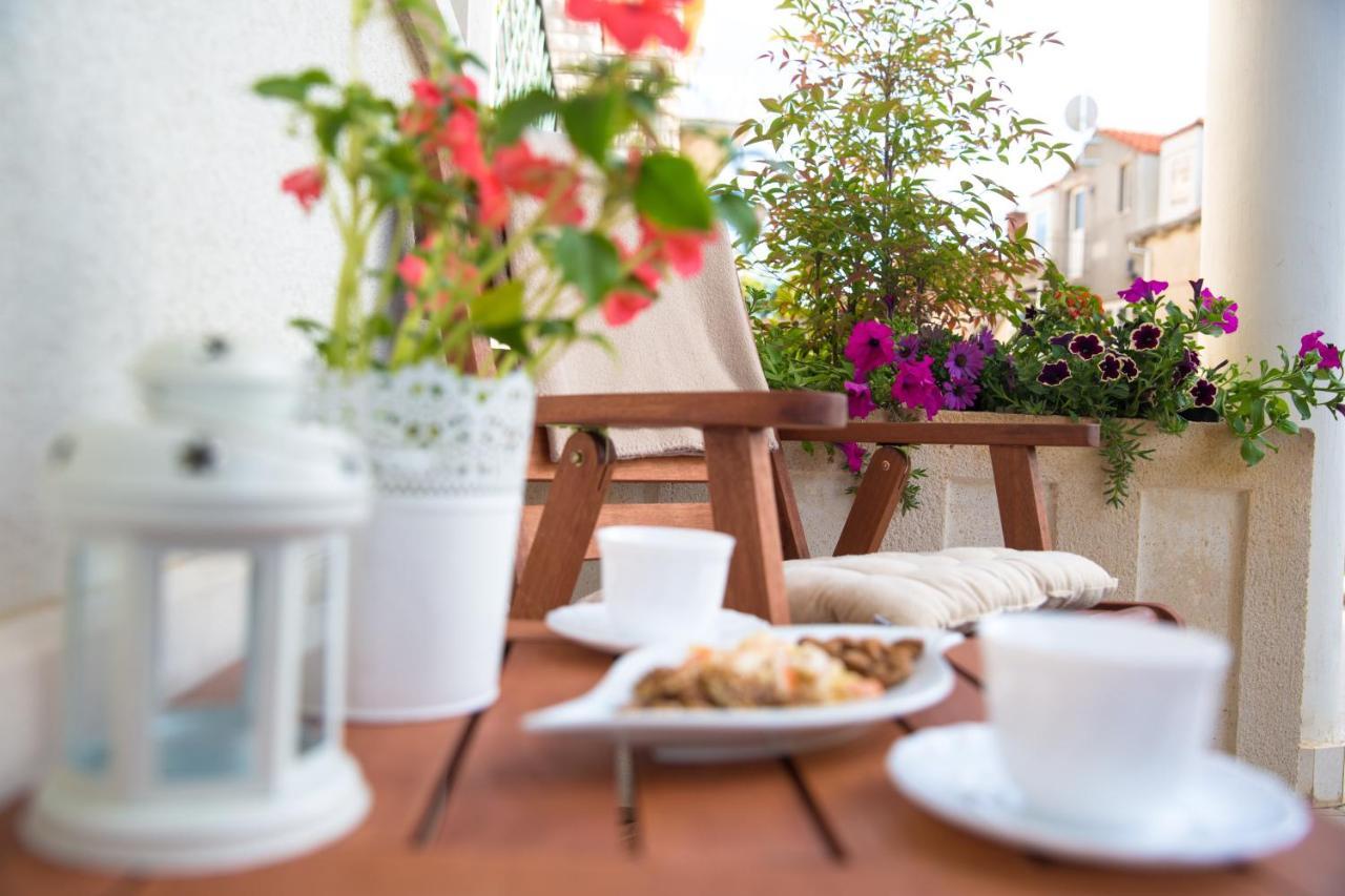 Apartment Larissa Дубровник Екстериор снимка